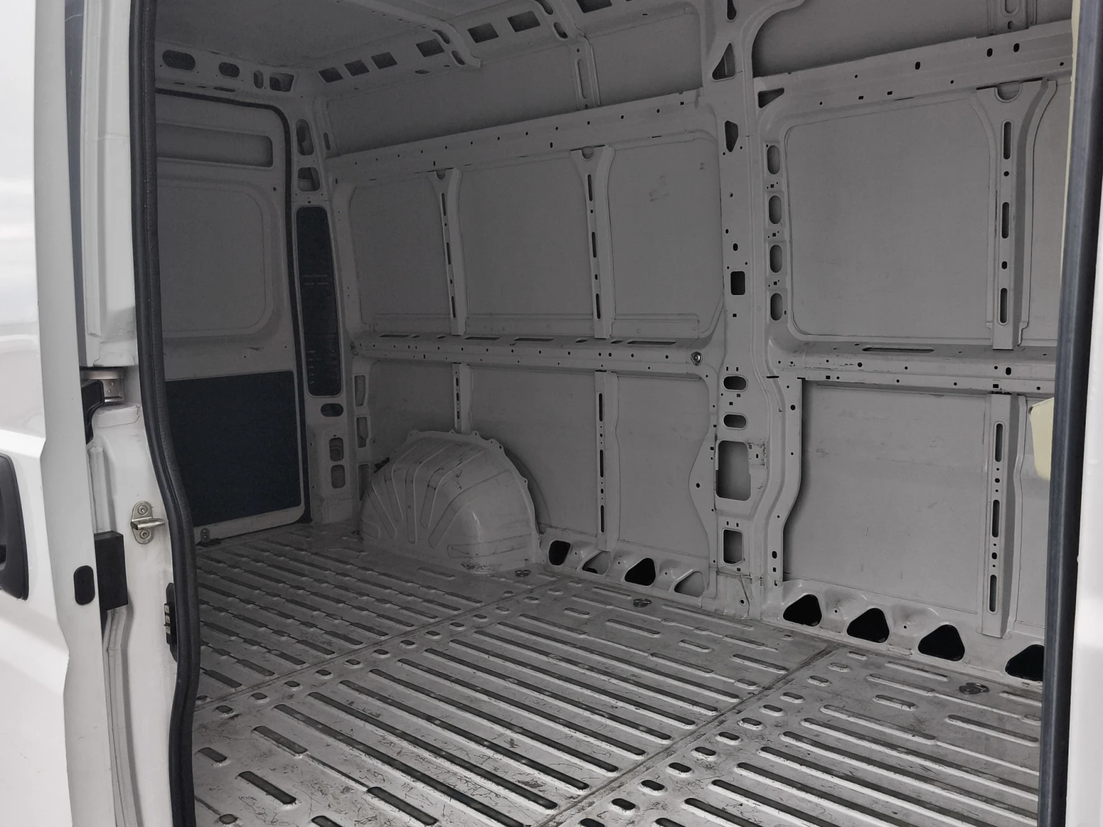 Citroen Jumper FT 35 L3H2 2.2 BlueHDI 140 BVM6 E6.4 // 2212153 | Mobile.bg � ����������� 12