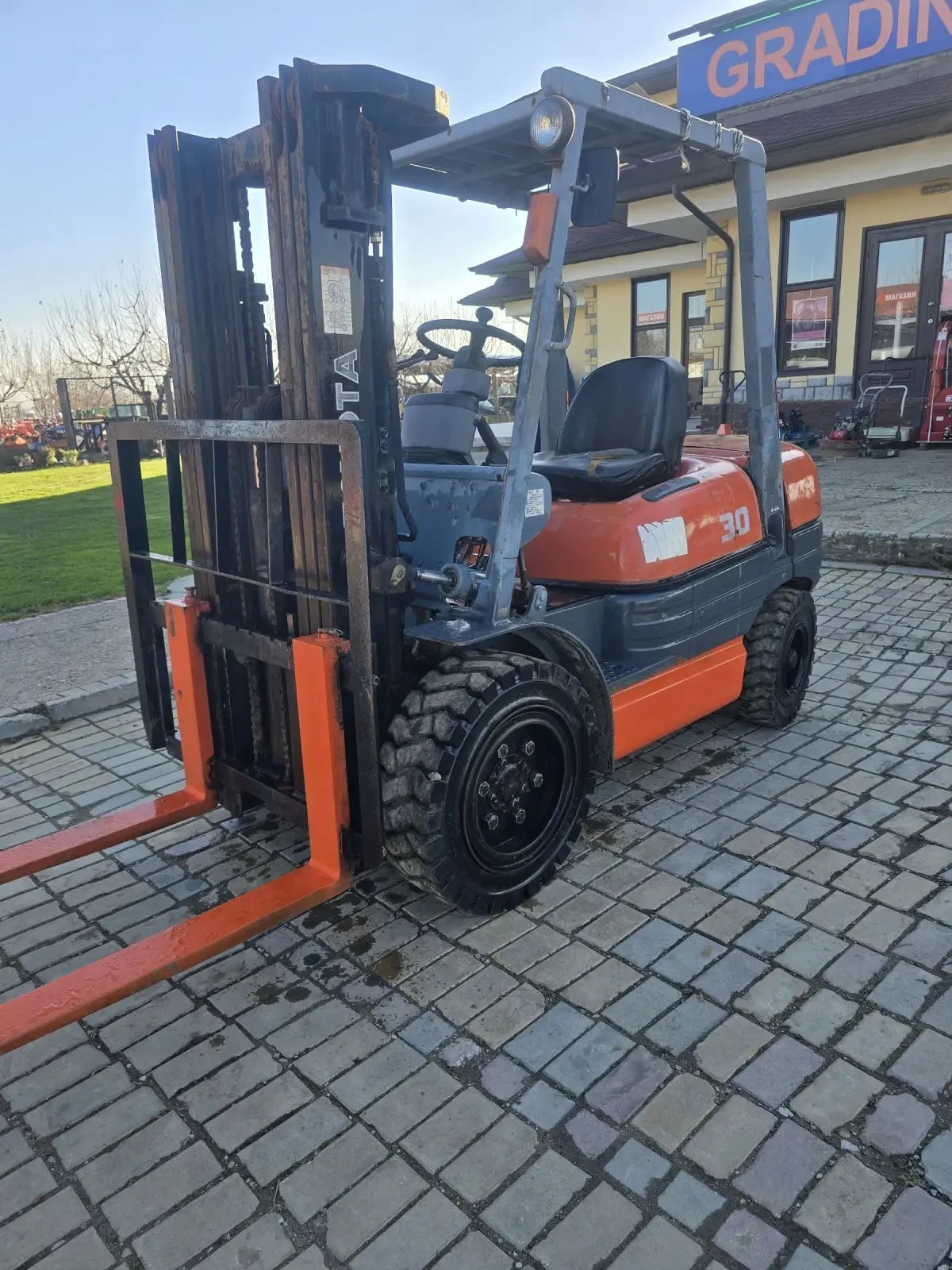 ������� Toyota 3.0 ���, ����� 4.0�. ��������. �������� ��� | Mobile.bg � ����������� 6