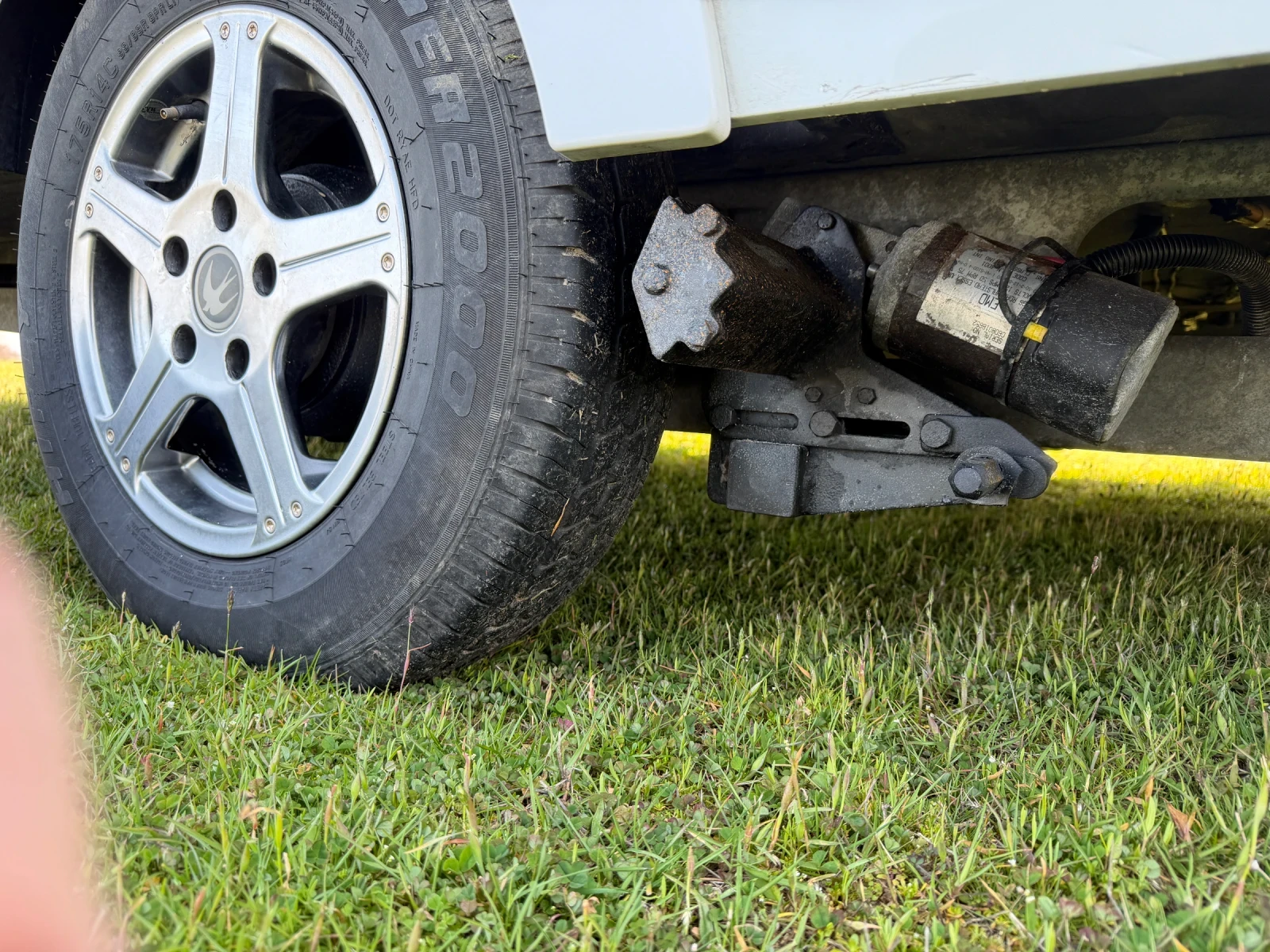 Каравана Други Oakmere Harringtons , снимка 6 - Каравани и кемпери - 53758582