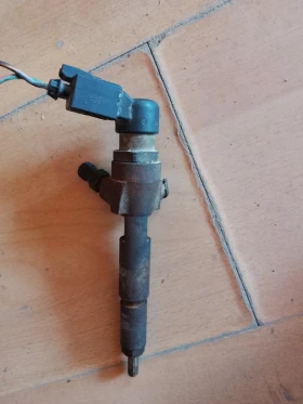     4M5Q-9F593-AD     1.8tdci 90