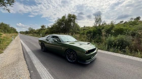 Dodge Challenger Scat Pack 6.4 V8, снимка 17