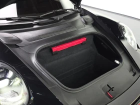 Porsche 911 Carrera 4 GTS| 450к.с., снимка 6