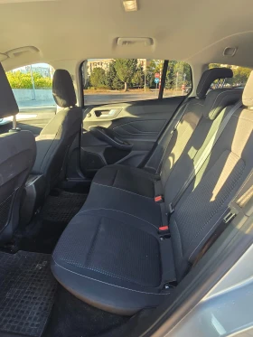 Обява за продажба на Ford Focus 2бр.Джанти, Амбиент, WiFi CarPlay/AndrAuto ~23 300 лв. - изображение 8