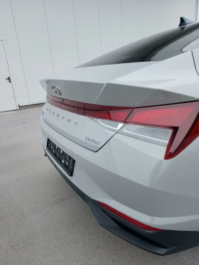 Hyundai Elantra 1.6 Limited  - 16300 € / 31880.03 лв. - 86325357 8