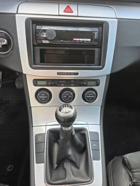 VW Passat - 2900 € / 5671.91 лв. - 93931827 8