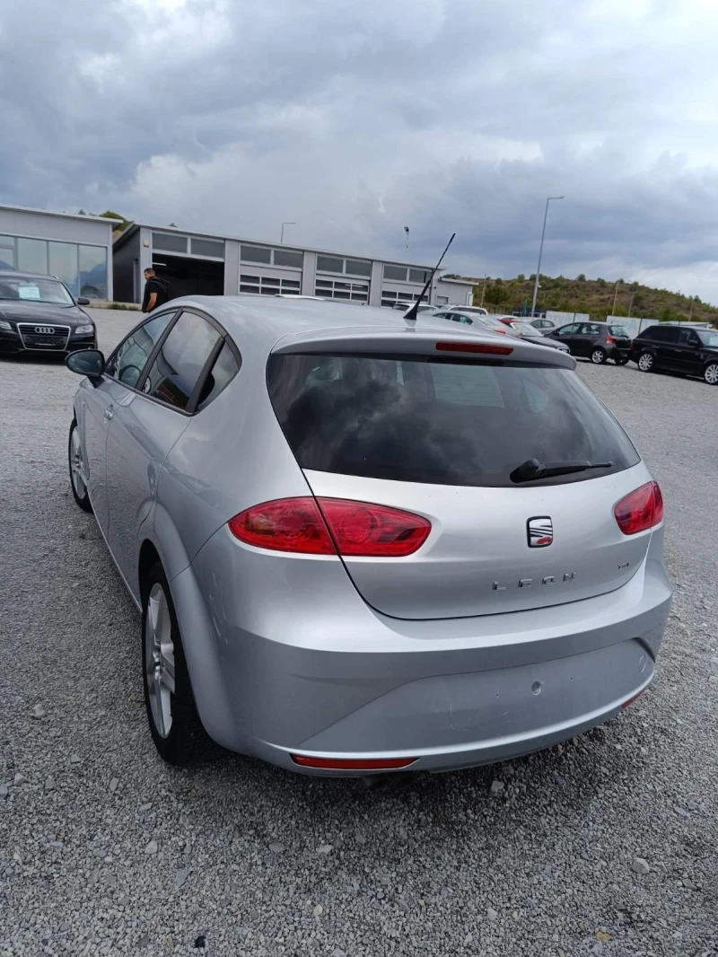 Seat Leon 1.4, снимка 5 - Автомобили и джипове - 47381123