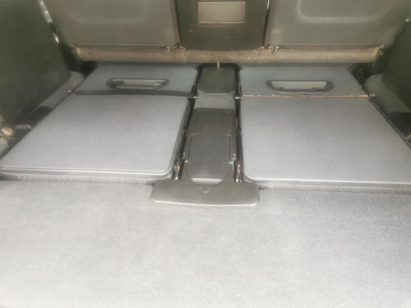 Opel Zafira, снимка 9 - Автомобили и джипове - 52637821