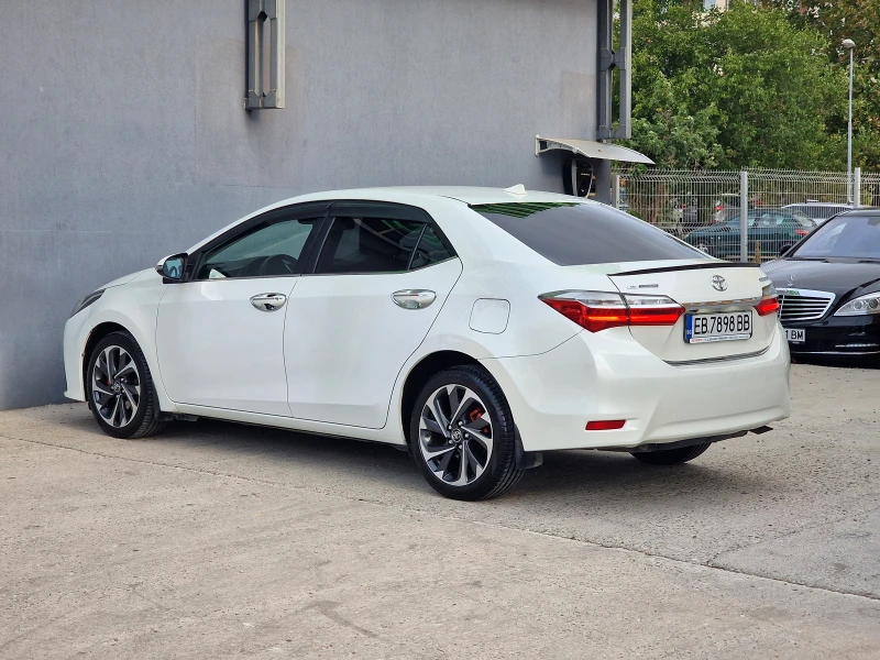 Toyota Corolla 1.6 CVT Anniversary , снимка 5 - Автомобили и джипове - 51846320