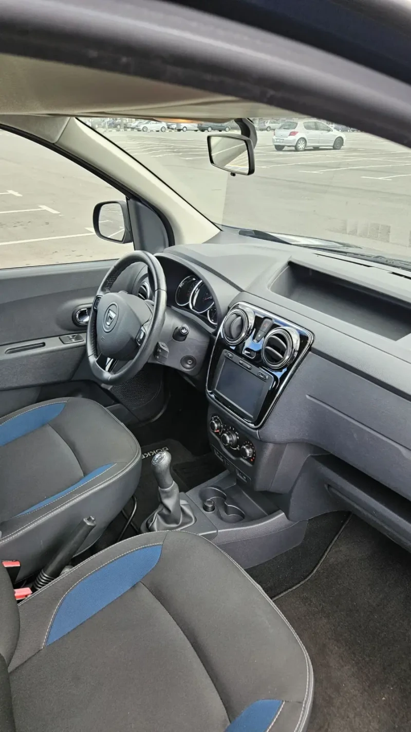 Dacia Dokker 1.5 dCi  FULL ЕКСТРИ , снимка 8 - Автомобили и джипове - 52401476