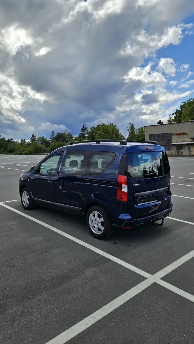 Dacia Dokker 1.5 dCi  FULL ЕКСТРИ , снимка 6 - Автомобили и джипове - 52401476