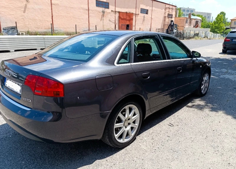 Audi A4, снимка 8 - Автомобили и джипове - 52523642