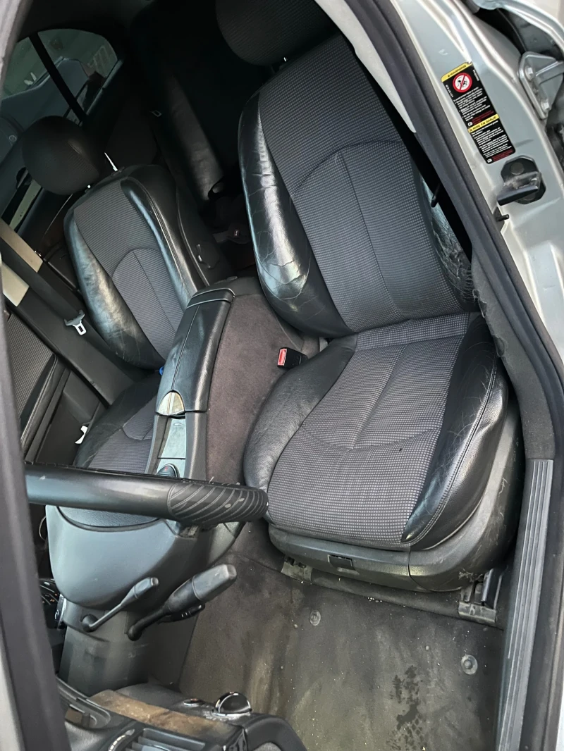 Mercedes-Benz E 320 3.2 204 CDI, снимка 8 - Автомобили и джипове - 52829455