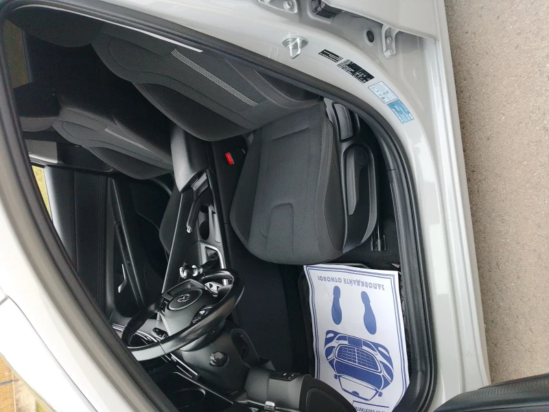 Hyundai Elantra 1.6 Limited , снимка 9 - Автомобили и джипове - 53123134