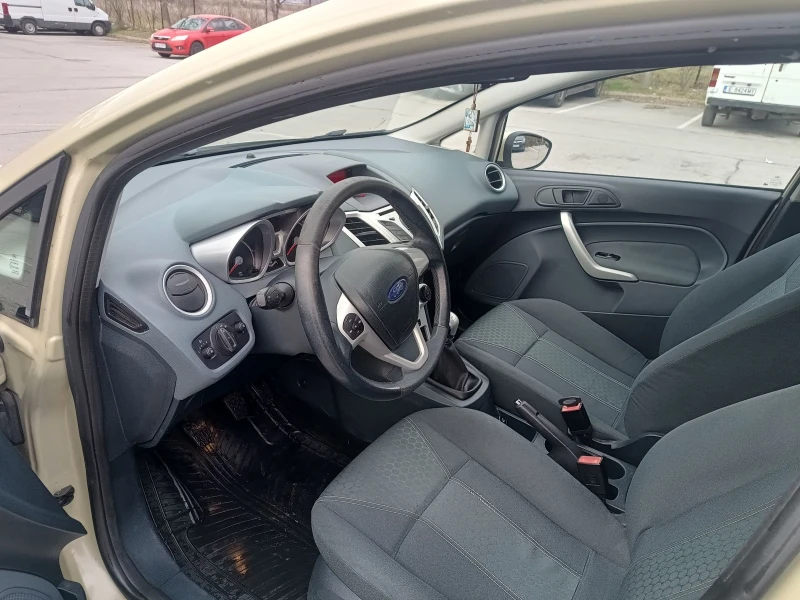 Ford Fiesta, снимка 11 - Автомобили и джипове - 53294807