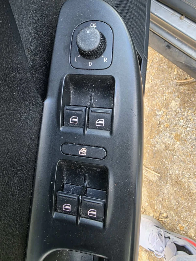 VW Passat, снимка 5 - Автомобили и джипове - 53401998