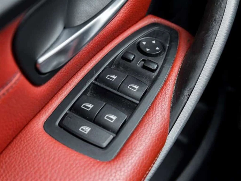 BMW 328 * 328d xDrive Touring Wagon/MSport/Premium/CleanCF, снимка 15 - Автомобили и джипове - 53529054