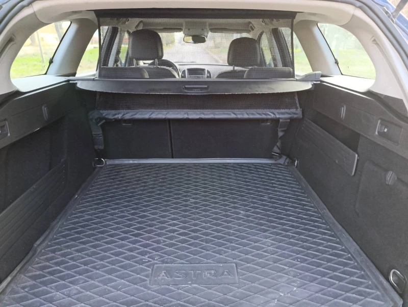Opel Astra 1.7 CDTI Внос от Германия, снимка 16 - Автомобили и джипове - 53597062
