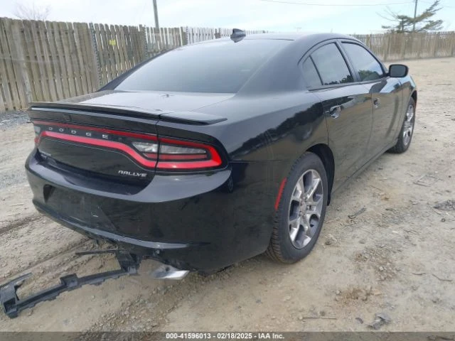 Dodge Charger SXT * ЦЕНА ДО БЪЛГАРИЯ * (CARFAX)* АВТО КРЕДИТ* , снимка 4 - Автомобили и джипове - 49586747