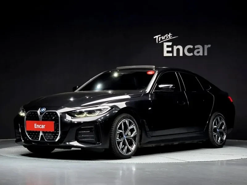 BMW i4