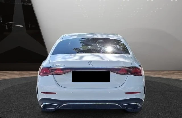 Mercedes-Benz E 300 de AMG PLUG-IN HYBRID KEYLESS 360-CAMERA , снимка 4 - Автомобили и джипове - 56023984