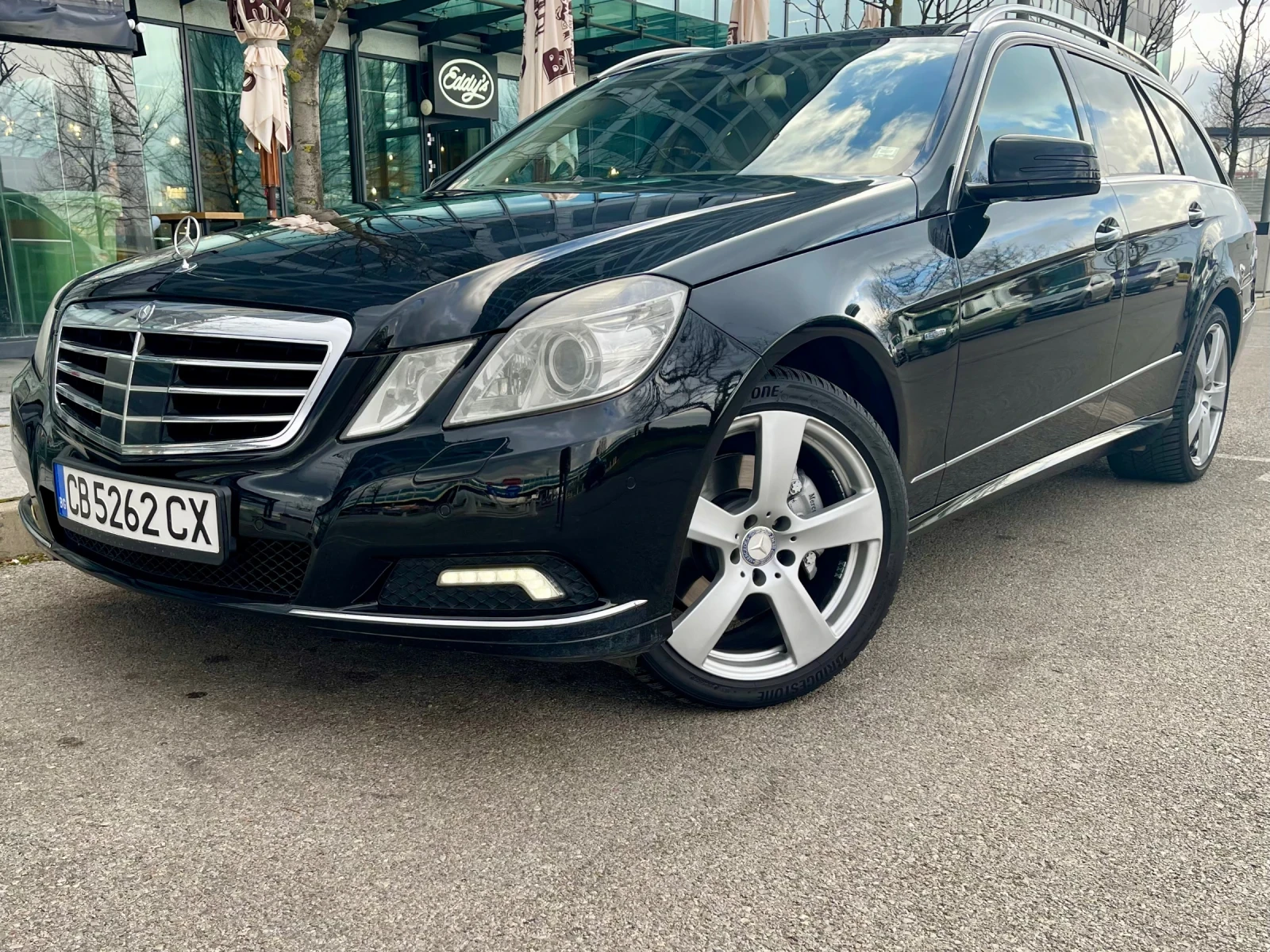Mercedes-Benz E 350 CDI - сервизна история, снимка 1