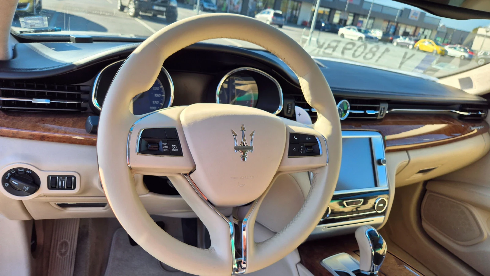 Maserati Quattroporte 3.0 biTurbo 4х4 - изображение 10