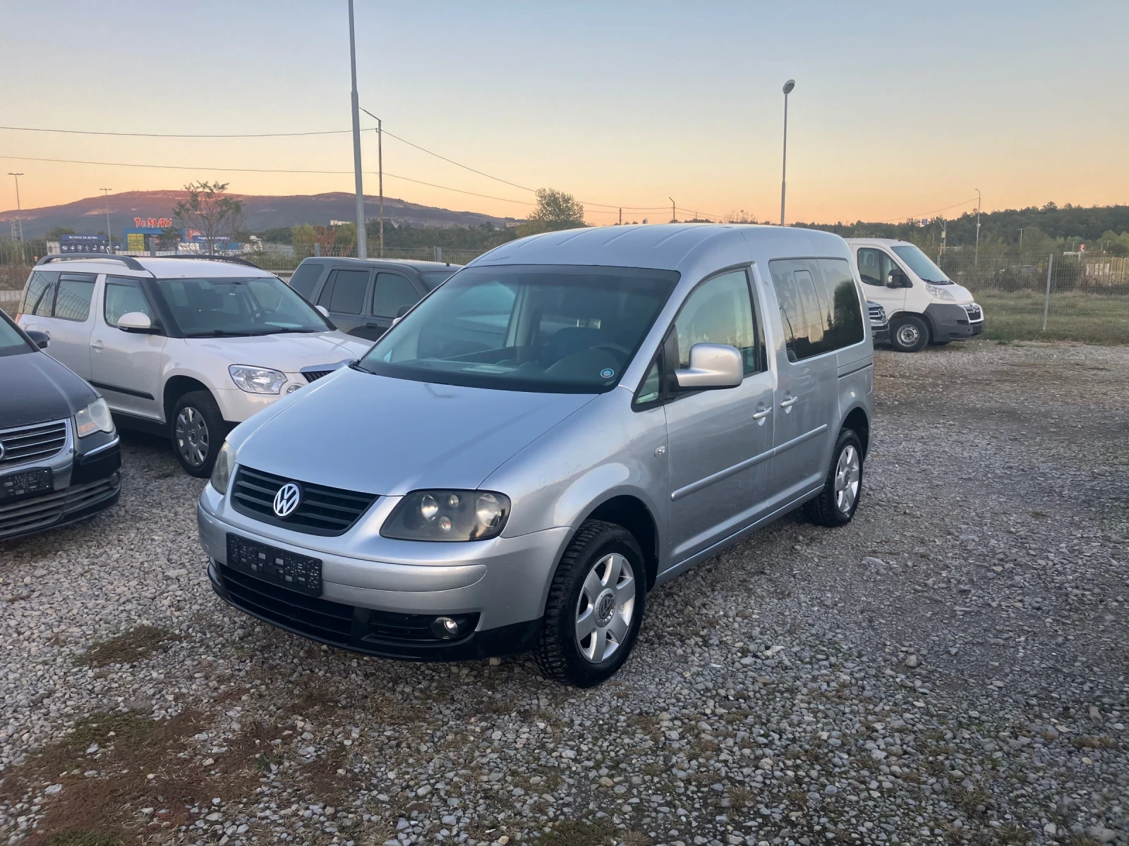 VW Caddy 1.9TDI - изображение 2