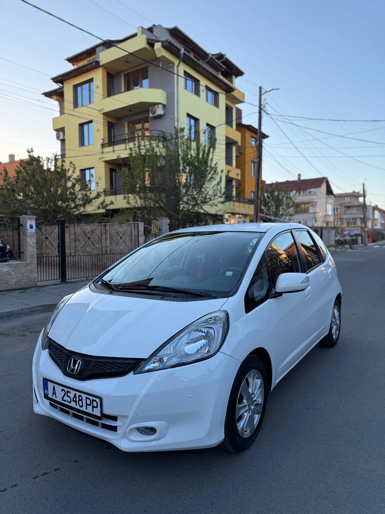 Honda Jazz 1.4i Automatic / Swiss  - изображение 10
