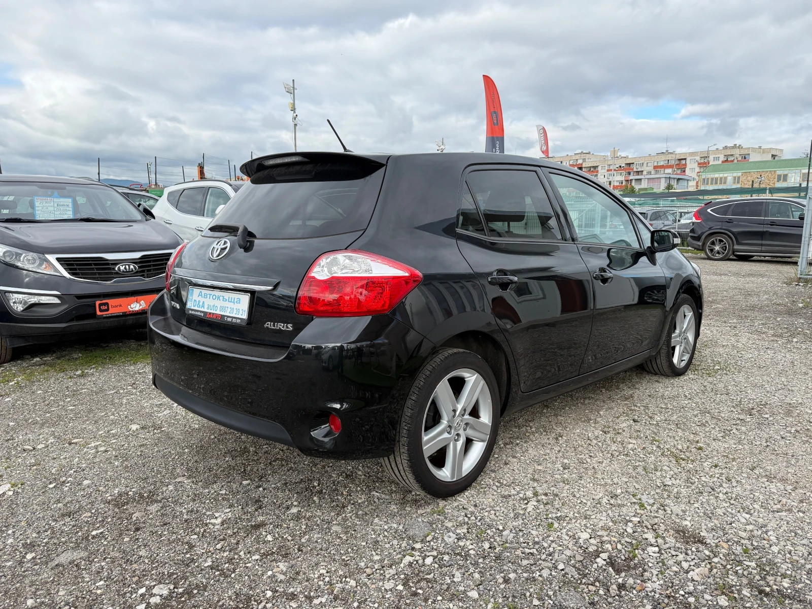 Toyota Auris 1.8i Facelift Швейцария - изображение 5