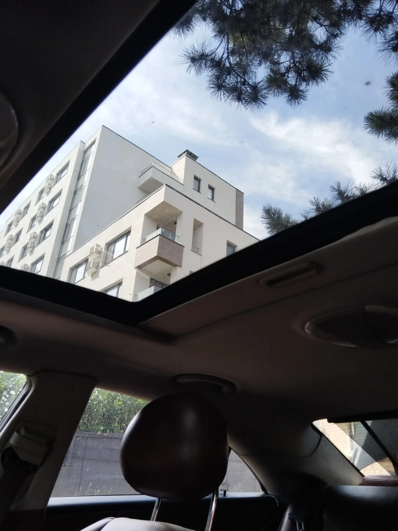 Mercedes-Benz CLS 500 AMG   +  +  | Mobile.bg   17