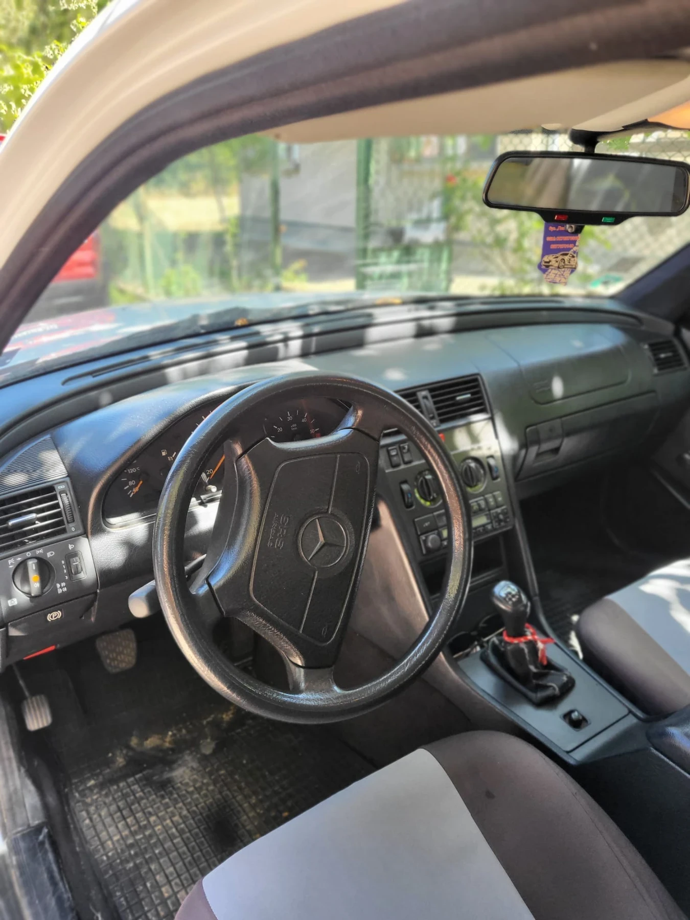 Mercedes-Benz C 220  - изображение 8