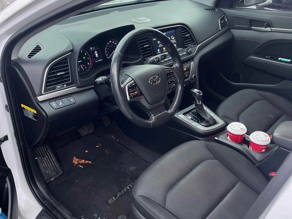 Hyundai Elantra * GL * CARFAX *    | Mobile.bg   5