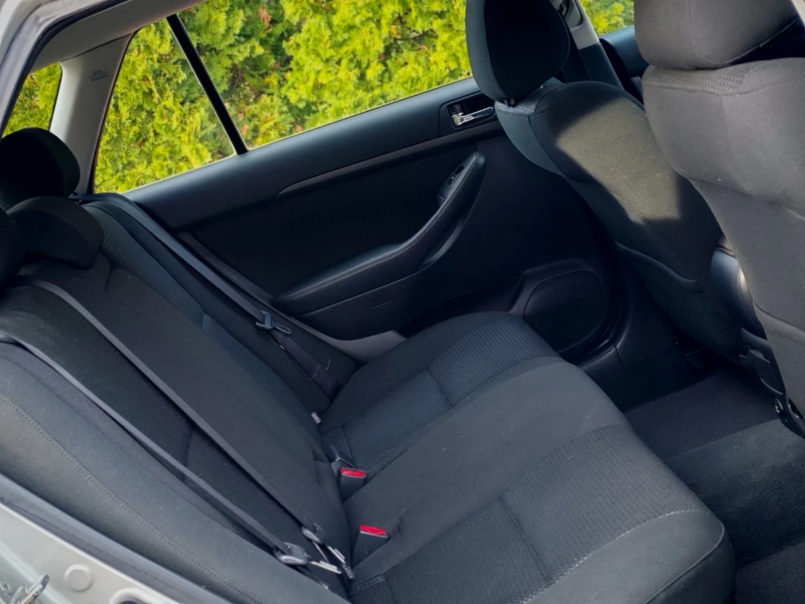 Toyota Avensis | Mobile.bg � ����������� 12