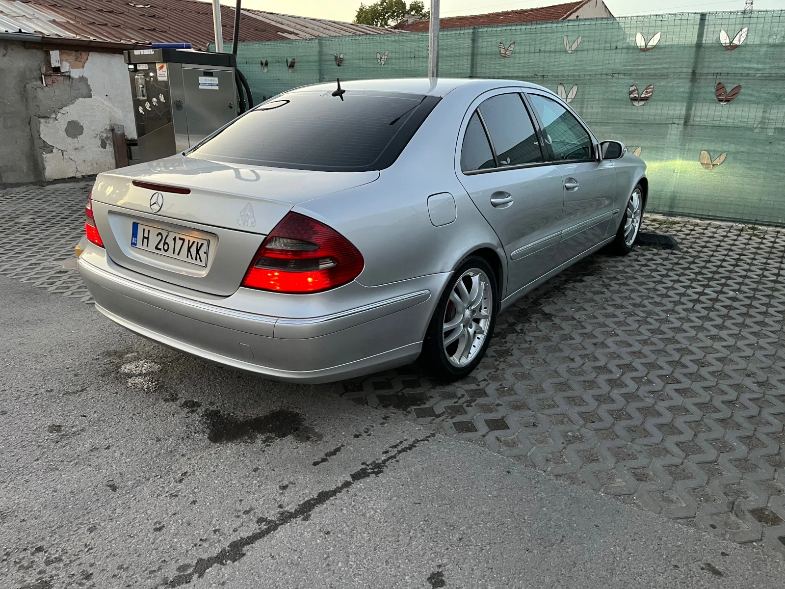 Mercedes-Benz E 320 3.2 204 CDI - изображение 2