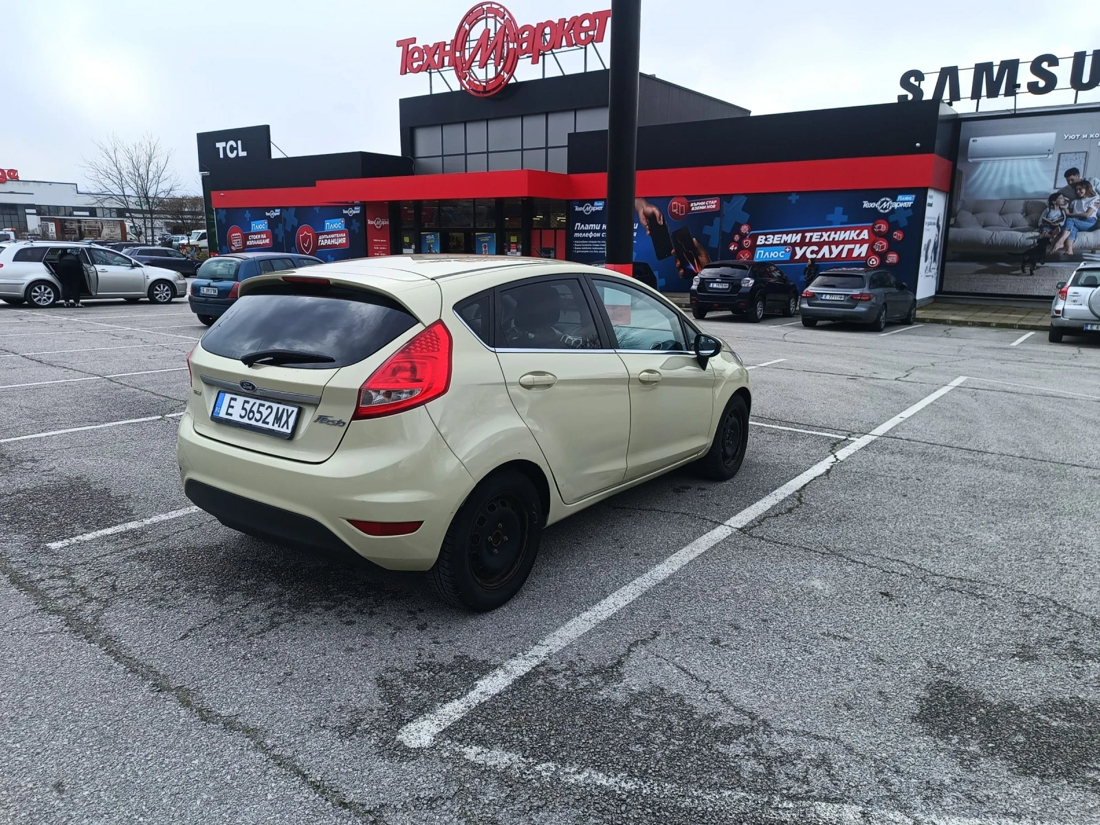 Ford Fiesta  - изображение 7
