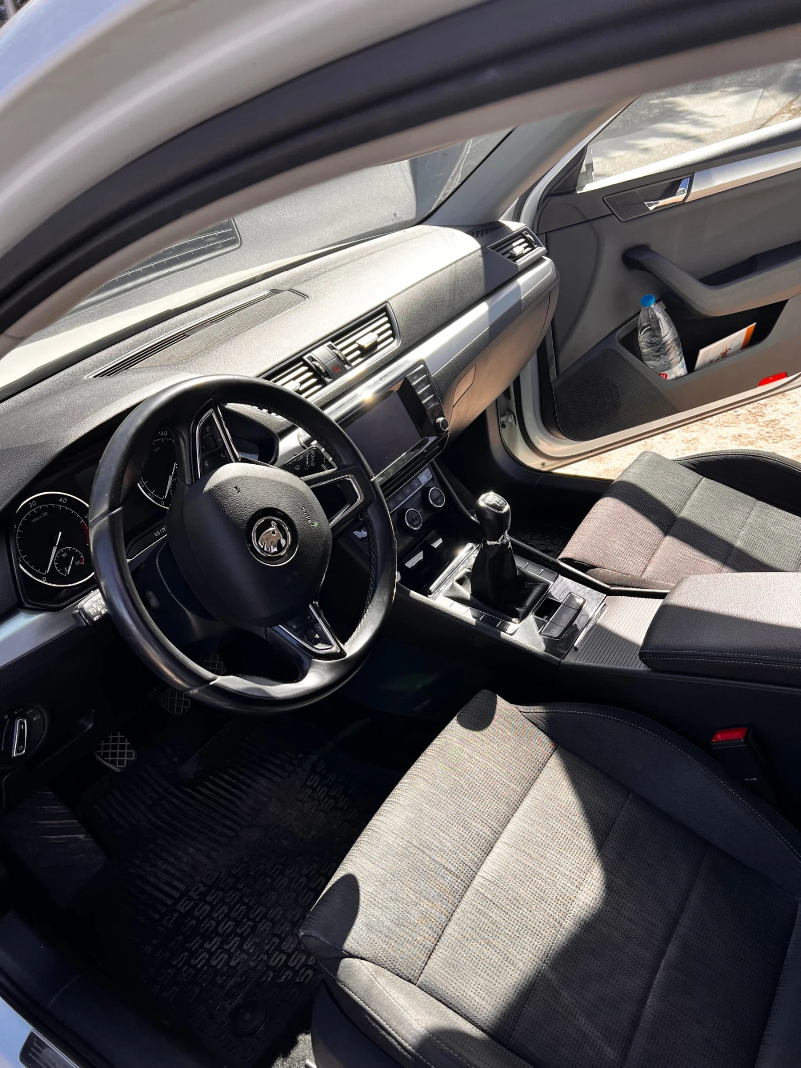 Skoda Superb, снимка 7 - Автомобили и джипове - 53727781