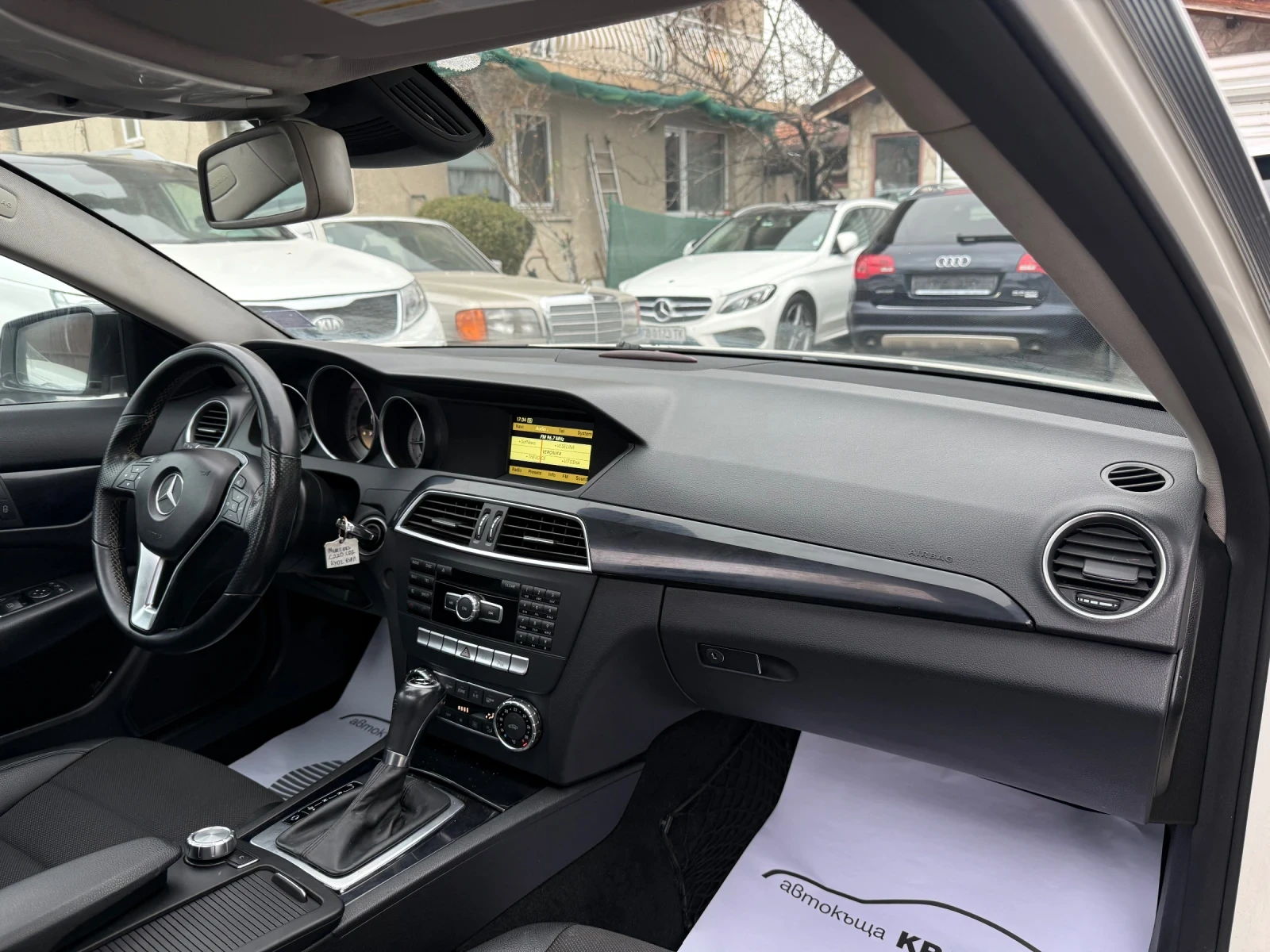 Mercedes-Benz C 220 CDI FACELIFT PANORAMA XENON , снимка 12 - Автомобили и джипове - 53953348