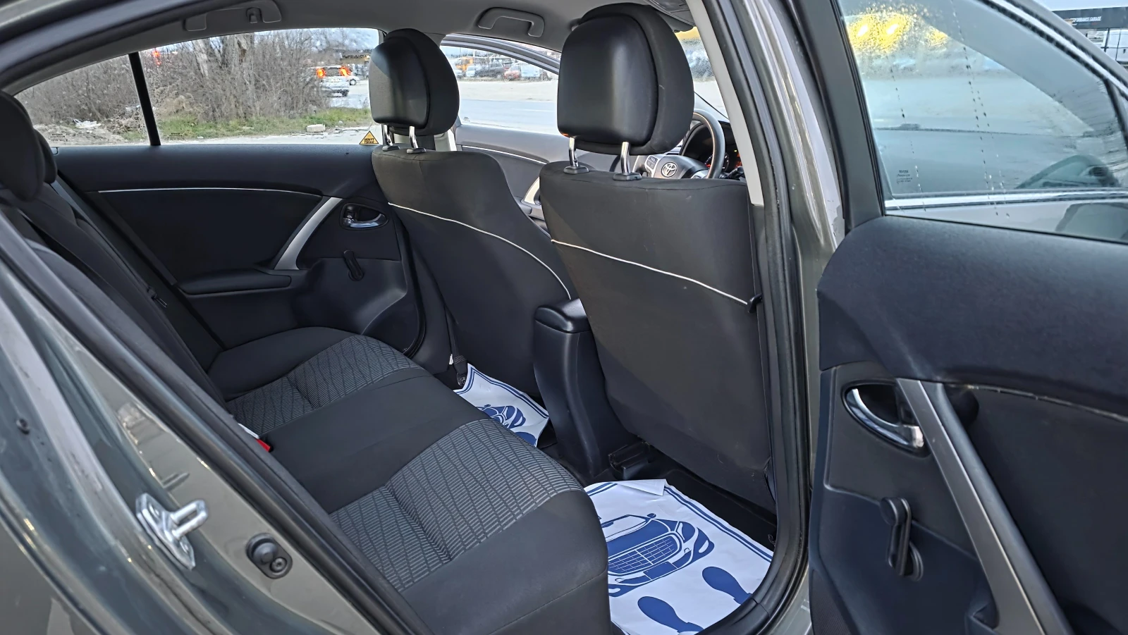 Toyota Avensis УНИКАТ/FACE LIFT, снимка 10 - Автомобили и джипове - 53989669