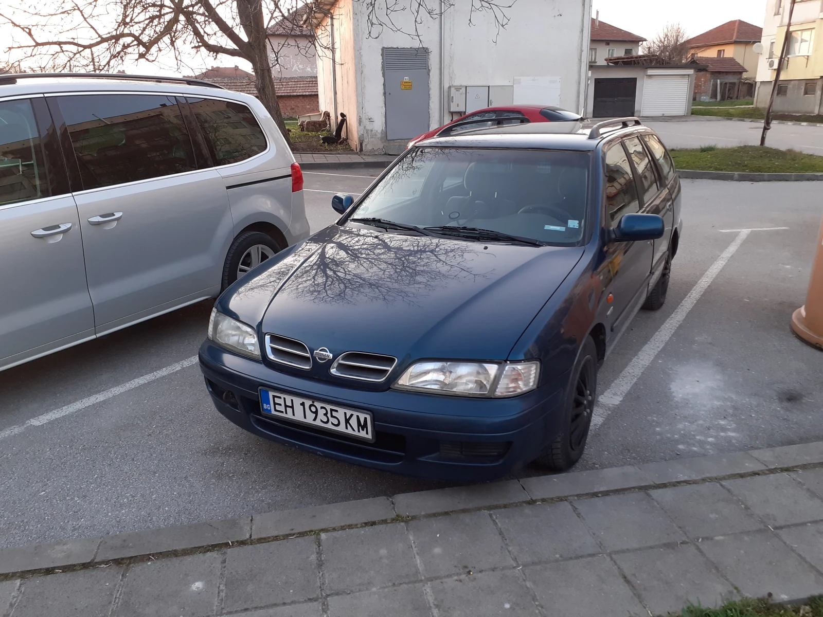 Nissan Primera, снимка 6 - Автомобили и джипове - 54001659
