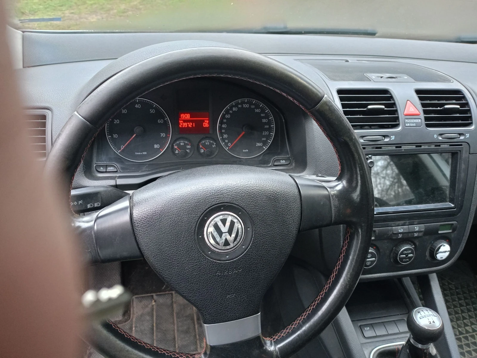 VW Golf GTI, снимка 16 - Автомобили и джипове - 54012019