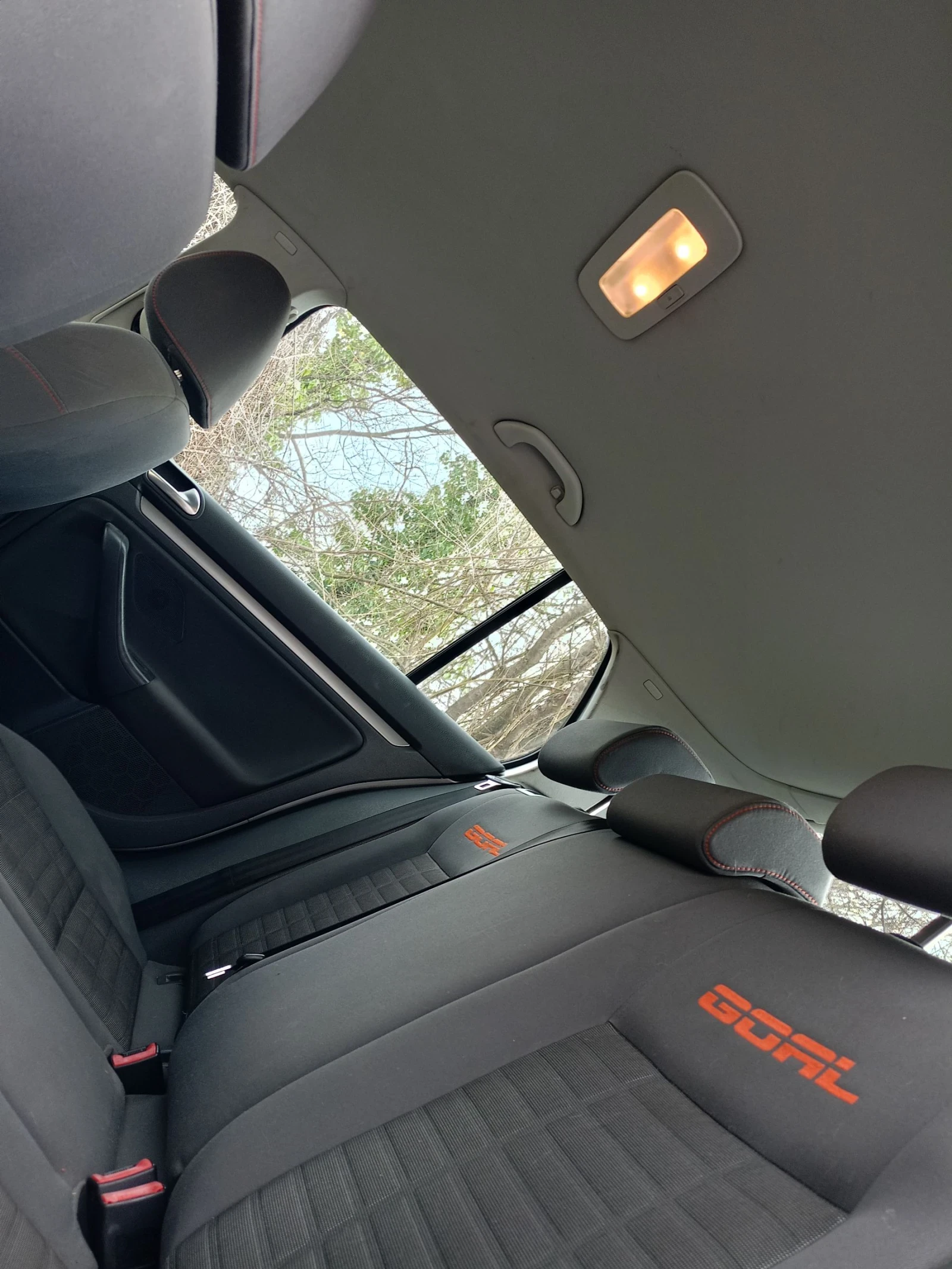 VW Golf GTI, снимка 11 - Автомобили и джипове - 54012019