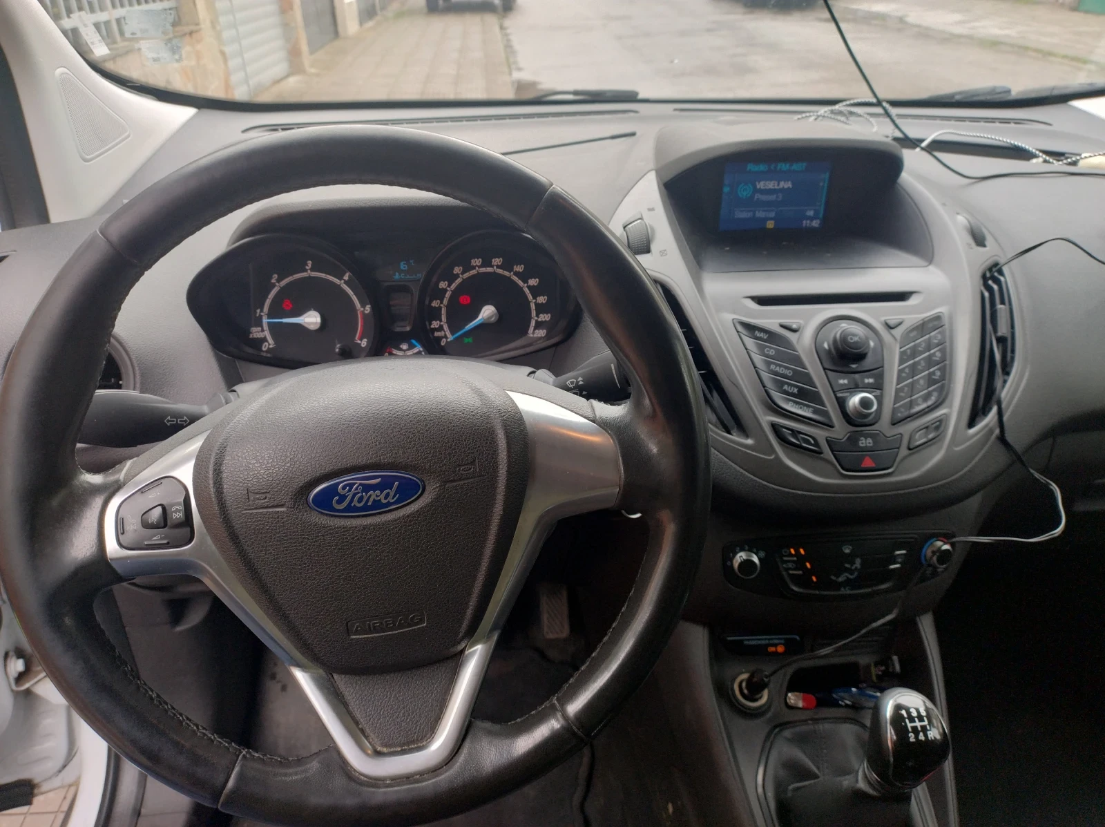 Ford Courier, снимка 8 - Автомобили и джипове - 54195663