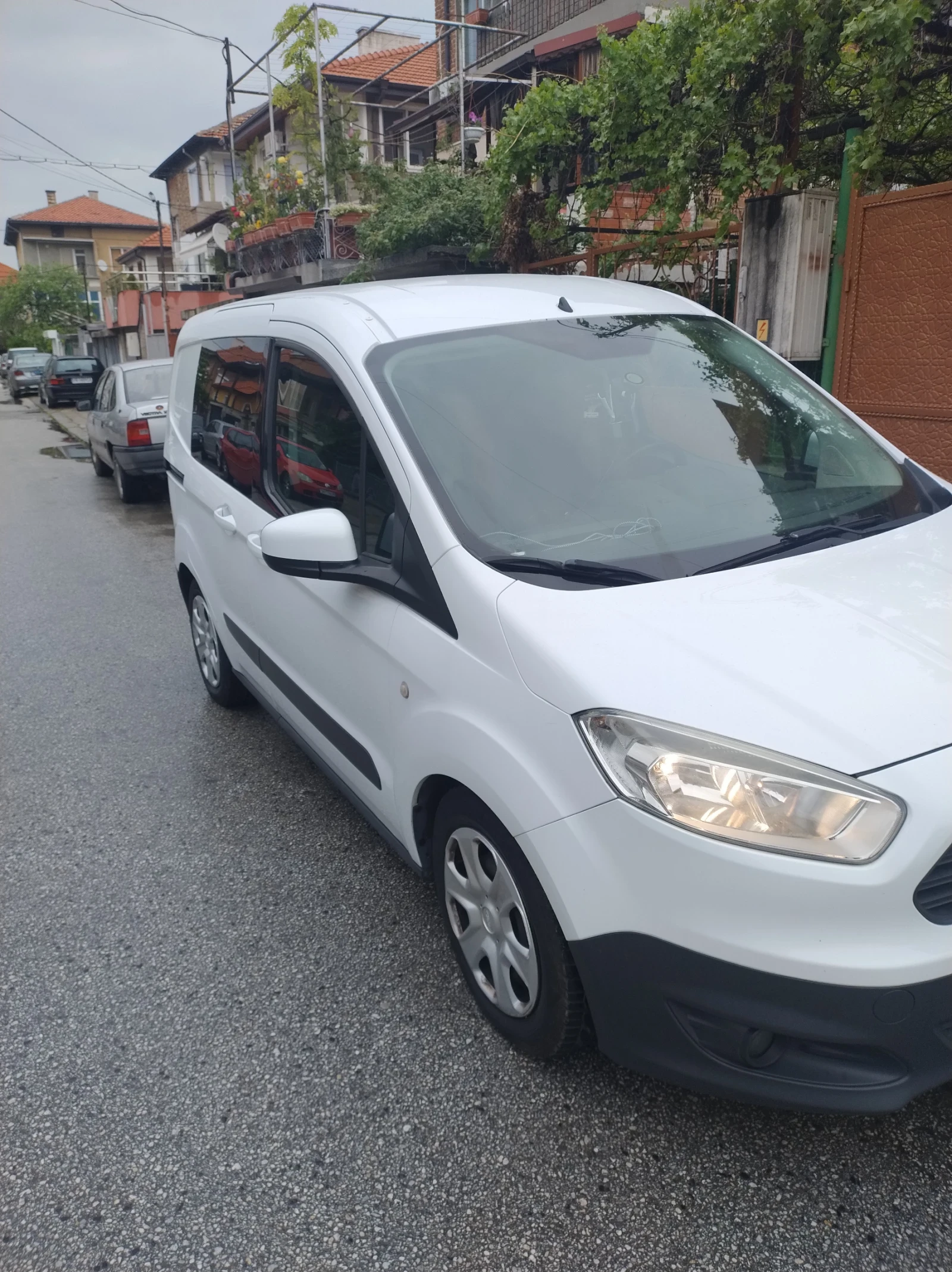 Ford Courier, снимка 2 - Автомобили и джипове - 54195663