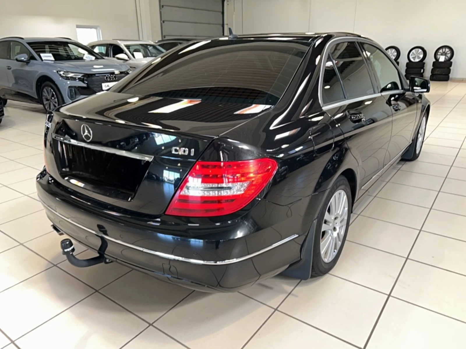 Mercedes-Benz C 220 FULL SERVICE Fecelift , снимка 4 - Автомобили и джипове - 54485070