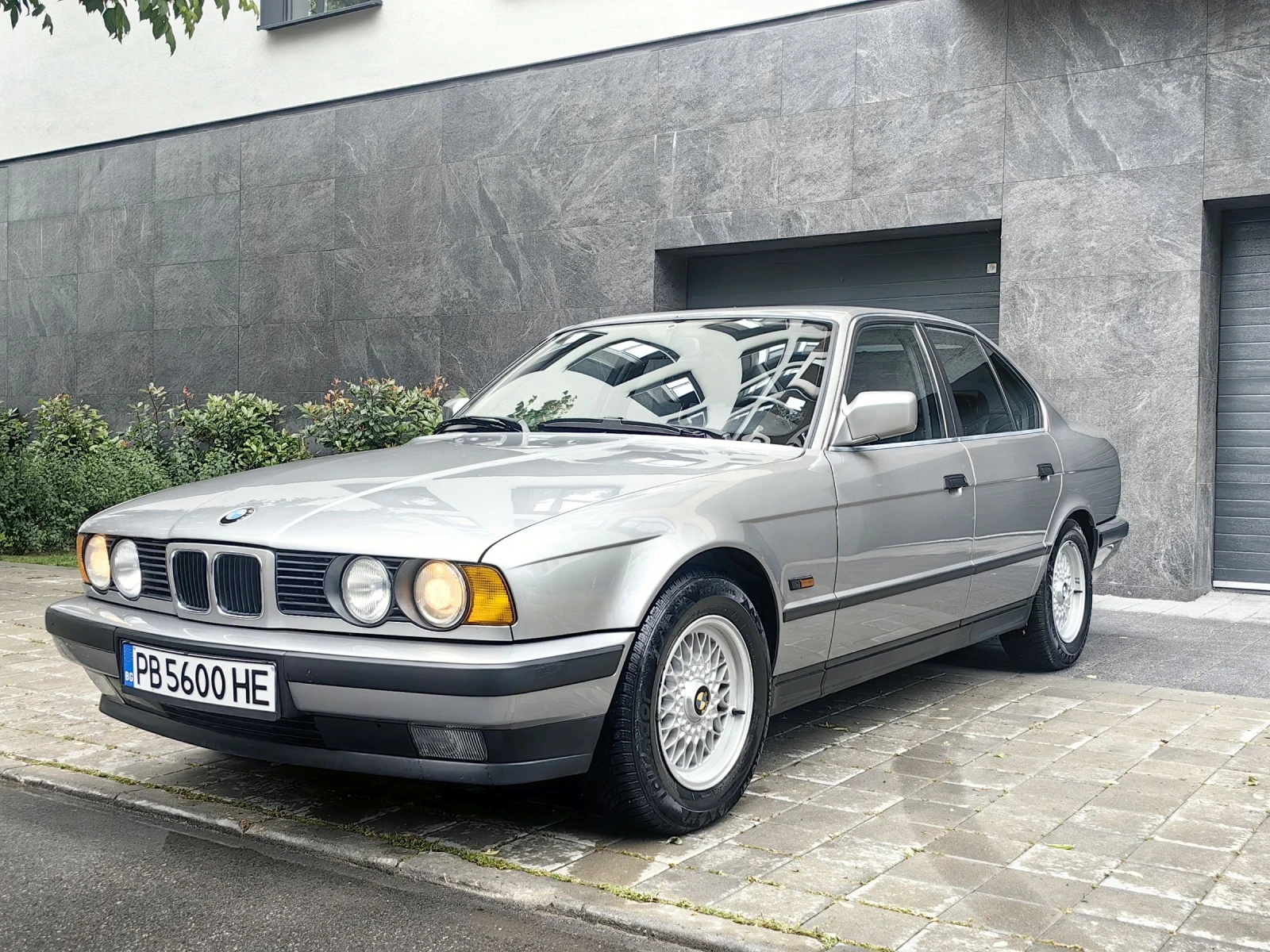 BMW 520, снимка 2 - Автомобили и джипове - 54629722