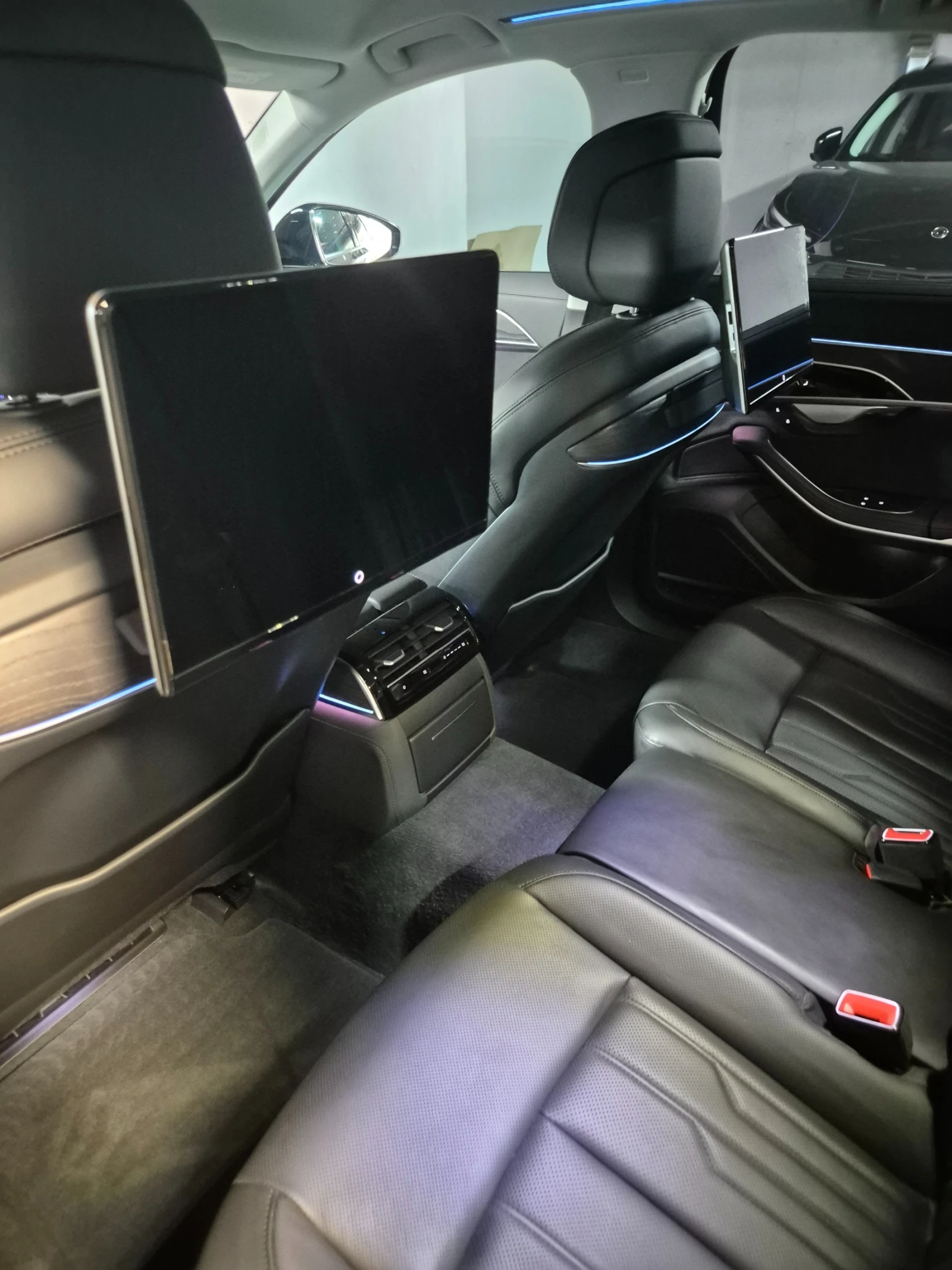 Audi A8 5.0, снимка 5 - Автомобили и джипове - 54633680