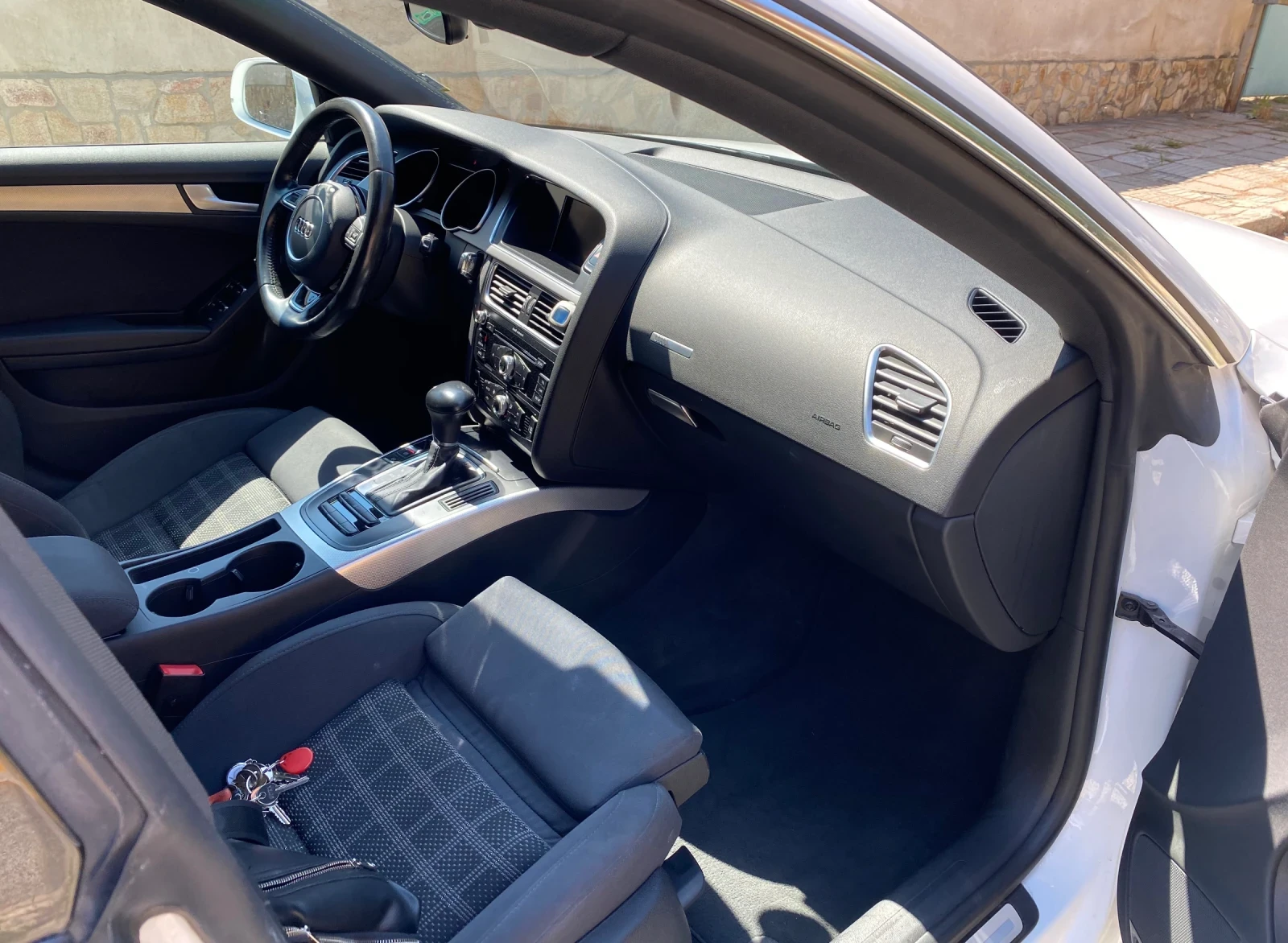 Audi A5, снимка 8 - Автомобили и джипове - 54637328