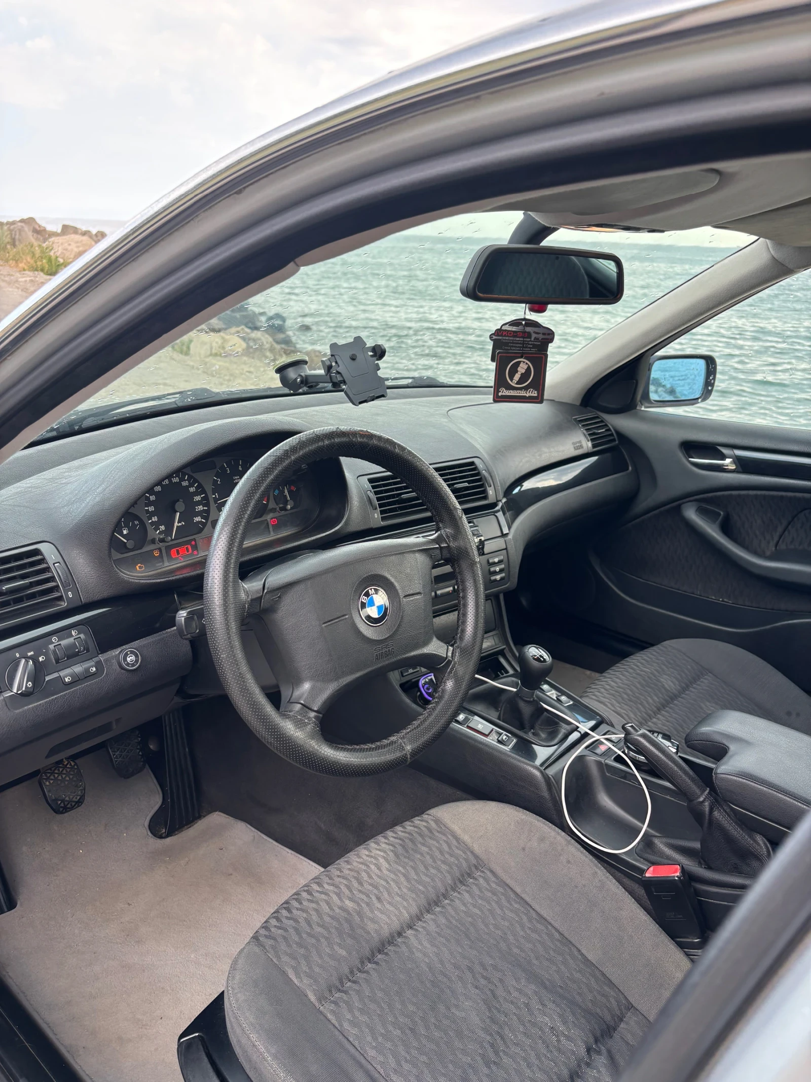 BMW 320 Газ/Бензин, снимка 9 - Автомобили и джипове - 55143718