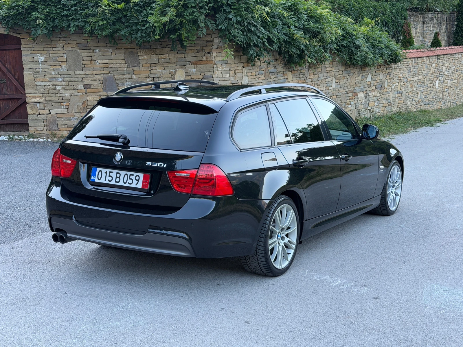 BMW 330 3.0xi Швейцария, снимка 4 - Автомобили и джипове - 55466982
