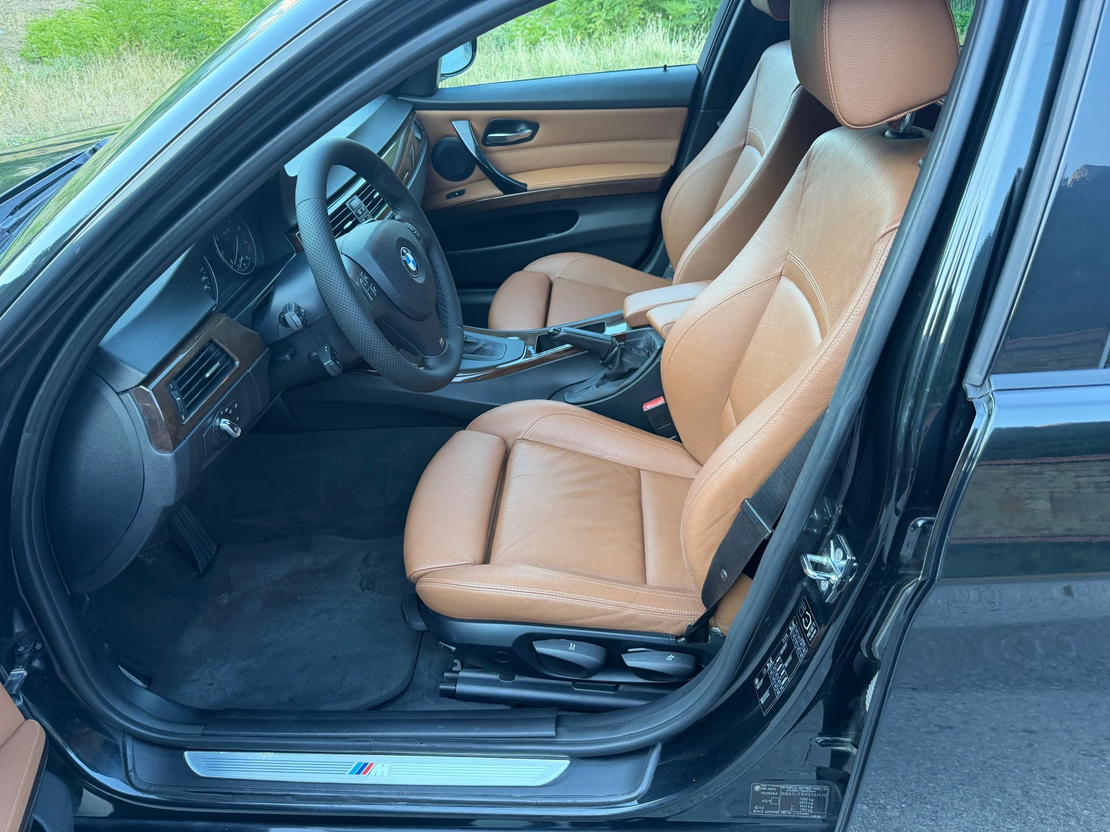 BMW 330 3.0xi Швейцария, снимка 10 - Автомобили и джипове - 55466982
